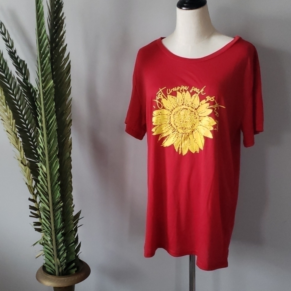 Red short sleeve tee with yellow sunflower graphics RUNS SMALL